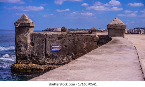 Malecon Oceanside Wall Havana Cuba Stock Photo 1716870541 | Shutterstock