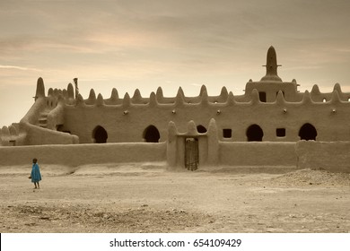 Mali, Djenne - January 25, 1992:  impressive mosques built entirely of clay in west Africa