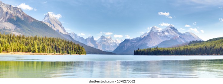 Maligne Lake In Jasper National Park, Alberta, Canada