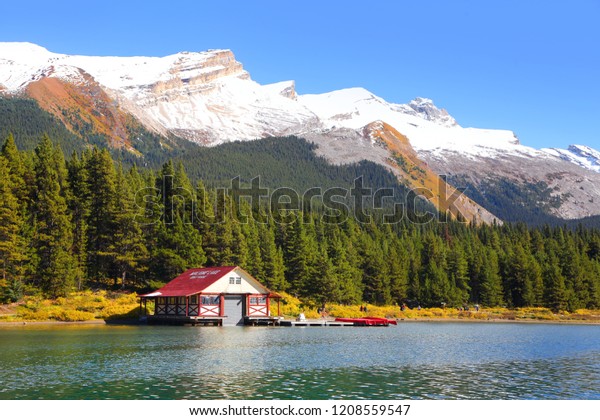 Maligne Lake Jasper National Park Canada Stock Photo Edit Now