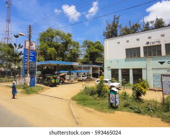 MALINDI/KENYA - SEPTEMBER 4 2013: Streets And Buildings Of Malindi Town. Eastern Africa