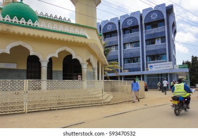 MALINDI/KENYA - SEPTEMBER 4 2013: Streets And Buildings Of Malindi Town. Eastern Africa