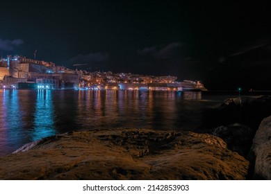 Malta Hot Summer Evening Walk