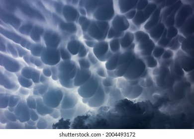 Mammatus Storm Clouds, Bautiful Storm Cloud Formation