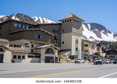 Mammoth Lakes, California - July 12, 2019: Exterior View Of The Main Lodge At Mammoth Mountain Ski Area In The Eastern Sierra Nevada. The Ski Lodge Is Still Open In Summer For Skiing