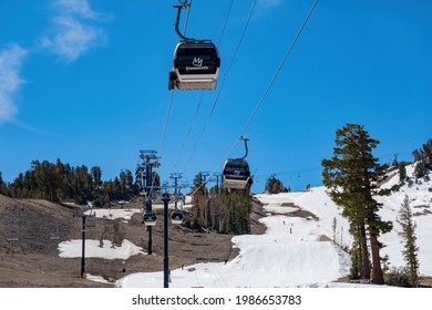 Mammoth, MAY 25 2021 - Sunny Exterior View Of The Mammoth Ski Resort