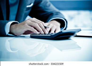 Man Analysis Business Accounting