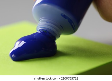 Man Artist Squeeze Paint Out Tube Stock Photo 2109765752 | Shutterstock