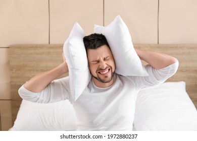 Man cannot sleep because of rowdy neighbours