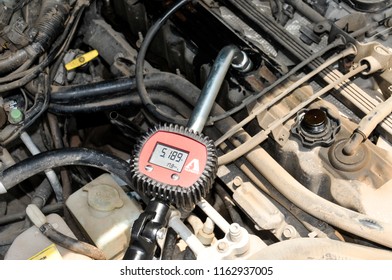 Man Changes Oil Truck Monterrey Mexico Stock Photo 1162937005 ...