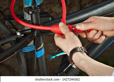 bike finger lock