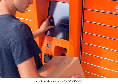 Imagenes Fotos De Stock Y Vectores Sobre Mail Automation
