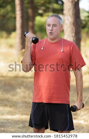 man doing the exercise routine