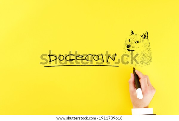 man draws dog next inscription 600w 1911739618