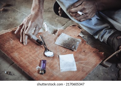 Man Are Drug Addicts To Inject Heroin Into Their Veins Themselves. Flakka Drug Or Zombie Drug Is Dangerous Life-threatening,The Bad Guy Drugs In The Desolate