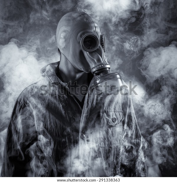 Man Gas Mask Shrouded Smoke Stock Photo 291338363 | Shutterstock