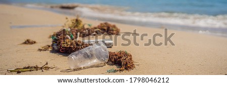 Similar – Foto Bild Handschuh am Strand.