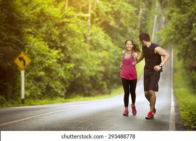 Man Hand To Help Women A Highly Successful Run Uphill