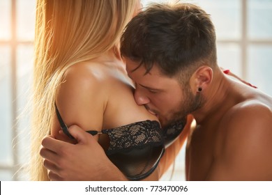 kiss to boob