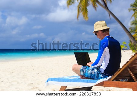 Similar – Foto Bild Konzept des digitalen Nomaden oder Remote Workers.