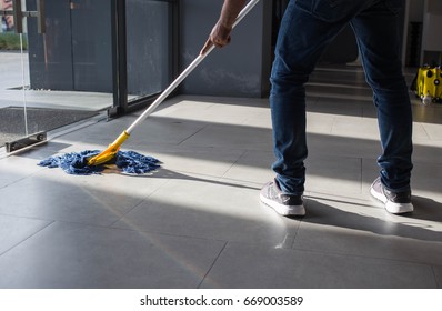 The Man Mop Floor.