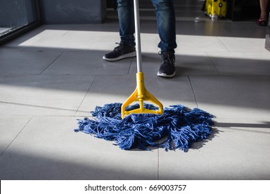 The Man Mop Floor.