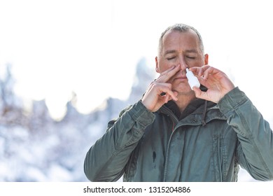 man-nasal-spray-illness-influenza-260nw-