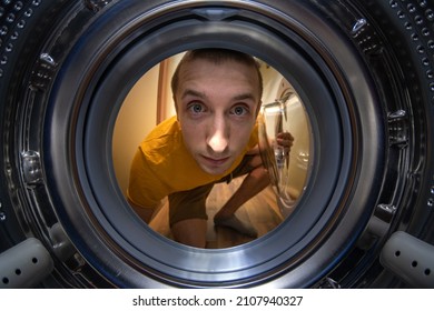 5 Dryer machine broke Images, Stock Photos & Vectors | Shutterstock