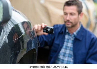 A Man Photographed His Vehicle With Accidental Damage