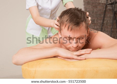 Similar – Foto Bild Frau erhält Kopfmassage im Spa-Wellnesszentrum.