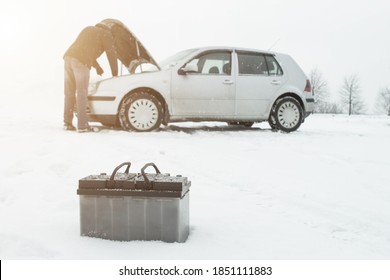 2,014 Car Battery Winter Images, Stock Photos & Vectors 