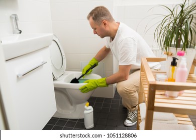 17,037 Toilet cleaning gloves Images, Stock Photos & Vectors | Shutterstock