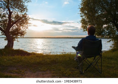 3,086 Camping Lakeside Images, Stock Photos & Vectors 