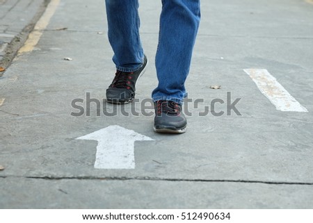 The man step reverse direction