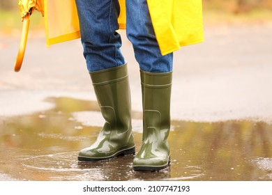 8,972 Wearing gumboots Images, Stock Photos & Vectors | Shutterstock