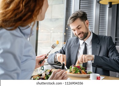 6,000 Woman having lunch work Images, Stock Photos & Vectors | Shutterstock