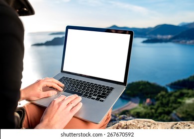 25,358 Landscape laptop Images, Stock Photos & Vectors | Shutterstock