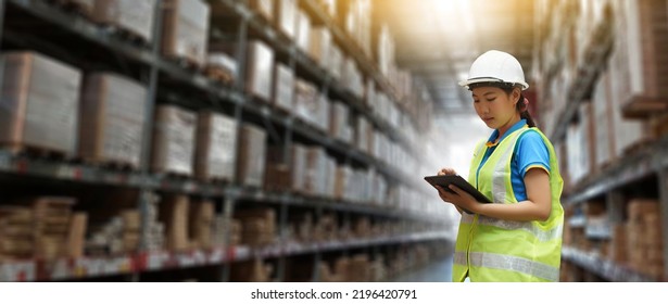 Manager  using tablet Checke-Commerce Online Orders e-businessonline. In store Background Warehouse Retail Center with  boxes global logistics network  Products Delivery Infographics in Logistics