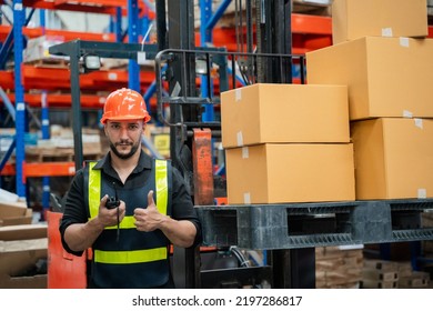 Manager  using tablet Checke-Commerce Online Orders e-businessonline. In store Background Warehouse Retail Center with  boxes global logistics network  Products Delivery Infographics in Logistics