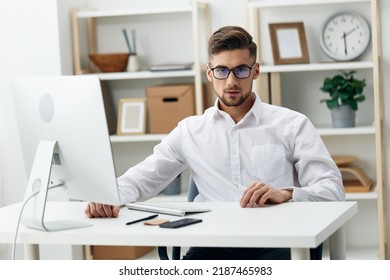 Manager White Shirt Sits Computer Work Stock Photo 2187465983 ...