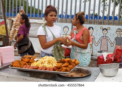 Managua, Nicaragua July 19, 2016: Woman Selling Food On Street