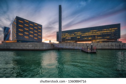 Manama, Bahrain Bay, Bahrain - March 19, 2019: Arcapita Mosque In Bahrain Bay, Modern Architecture Mosque.