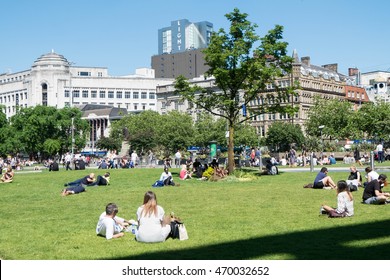 Manchester, England - 19 July 2016 : Piccadilly Gardens Is A Green Space In Manchester City Centre, Between Market Street And The Edge Of The Northern Quarter On 19 July 2016 In Manchester, England