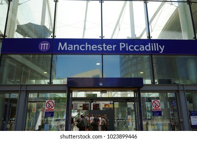 MANCHESTER, ENGLAND-14 JULY 2013: There Are People In Manchester Piccadilly, Is The Principal Railway Station In Manchester, England, United Kingdom
