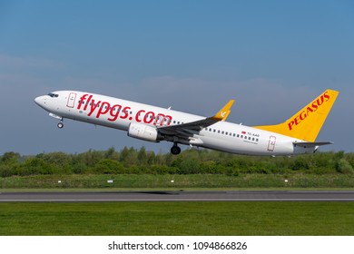 MANCHESTER, UNITED KINGDOM - MAY 07, 2018: Pegasus airlines Boeing 737 departing Manchester airport