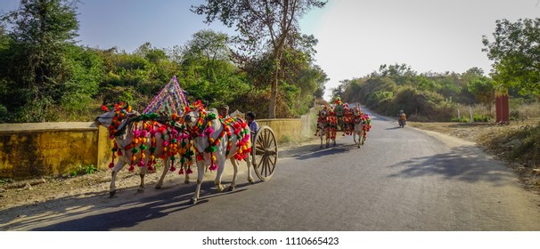 Mandalay, Myanmar - Feb 10, 2017. Burmese People At Shinbyu (pabbajja) Ceremony Of Theravada Buddhism In Mandalay, Myanmar.