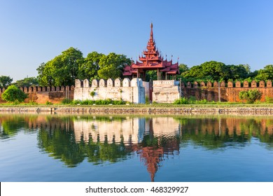 Mandalay Myanmar Palace Wall Moat Stock Photo 468329927 | Shutterstock