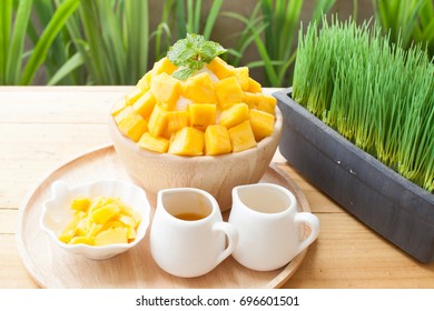 Mango  Bingsu On Wood Backgroung