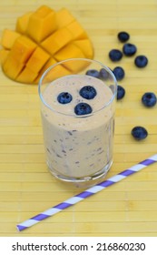 Mango Blueberry Smoothie