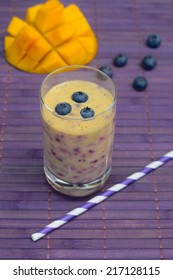 Mango Blueberry Smoothie